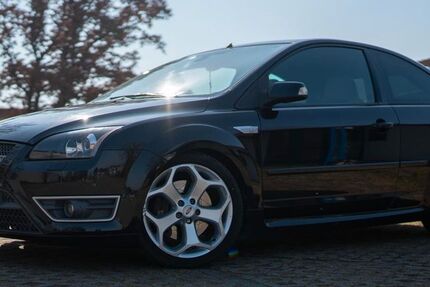 Ford Focus 180.000 km 9.250 &euro; neckartenzlingen 72654