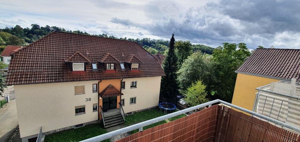 Dachgeschoßwohnung Ebersbach an der Fils - 3 Zimmer, 64 m&sup2;, 189.000&euro; | Angebot:25052801