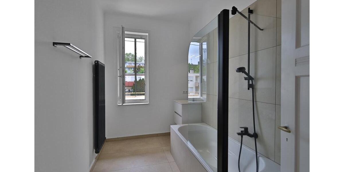 Etagenwohnung Stuttgart Bad Cannstatt - 3 Zimmer, 110 m&sup2;, 1.880&euro; | Angebot:25963139