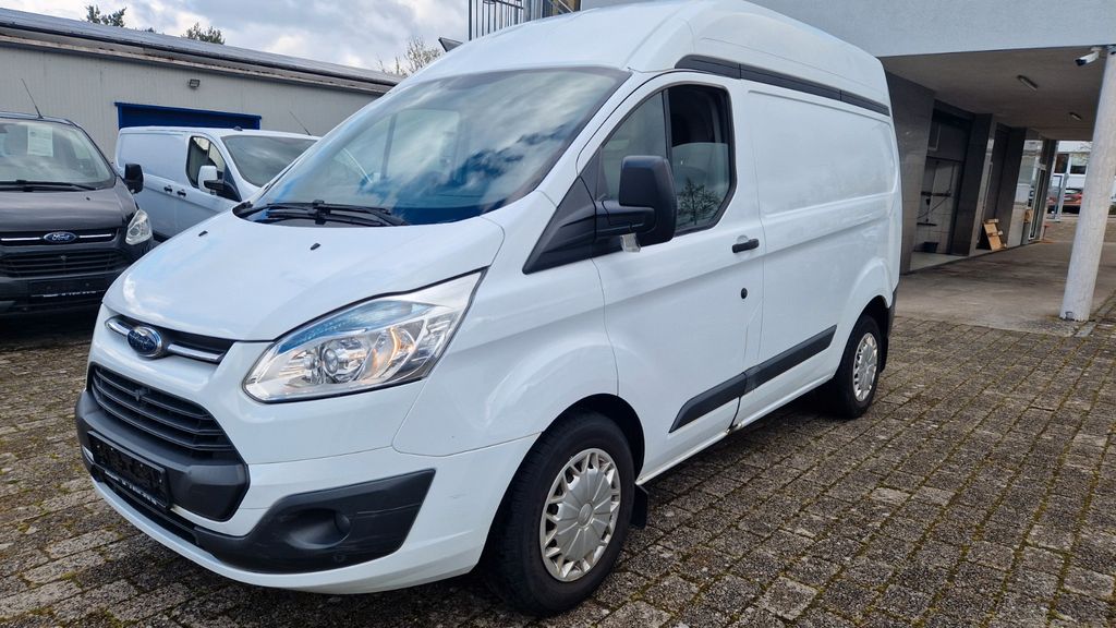 Ford Transit Custom 184.000 km 7.900 &euro; Ludwigsburg 71634