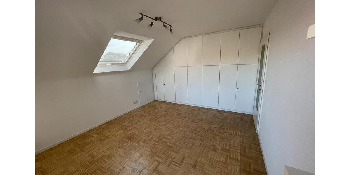Dachgeschoßwohnung Hemmingen - 3 Zimmer, 71 m&sup2;, 1.200&euro; | Angebot:25181035