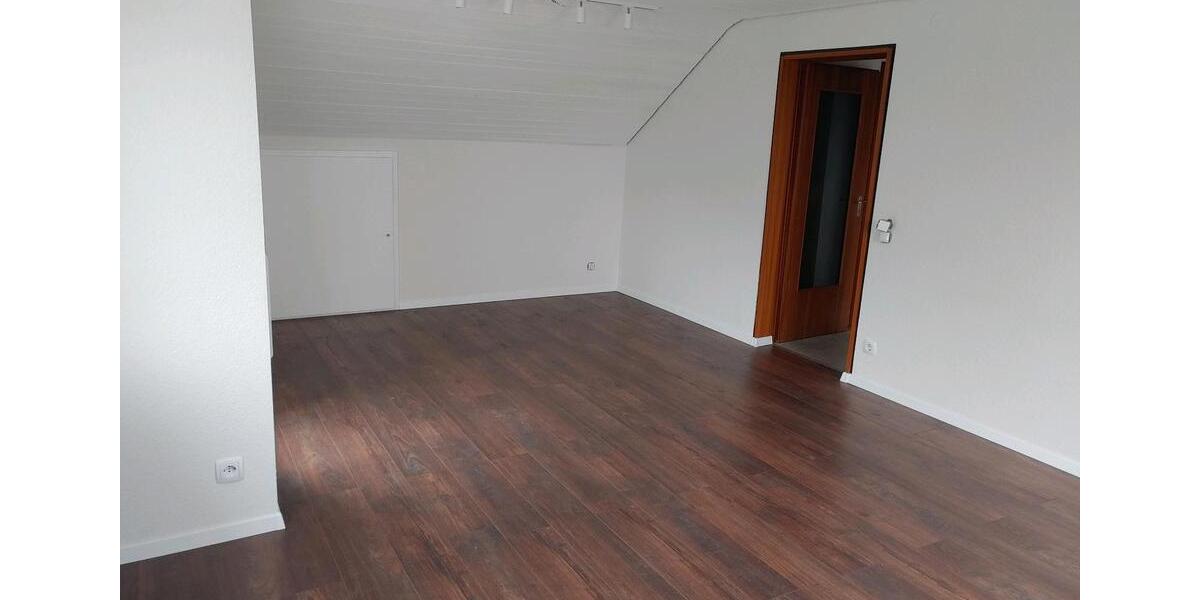 Dachgeschoßwohnung Aichwald - 2 Zimmer, 57 m&sup2;, 850&euro; | Angebot:25237188