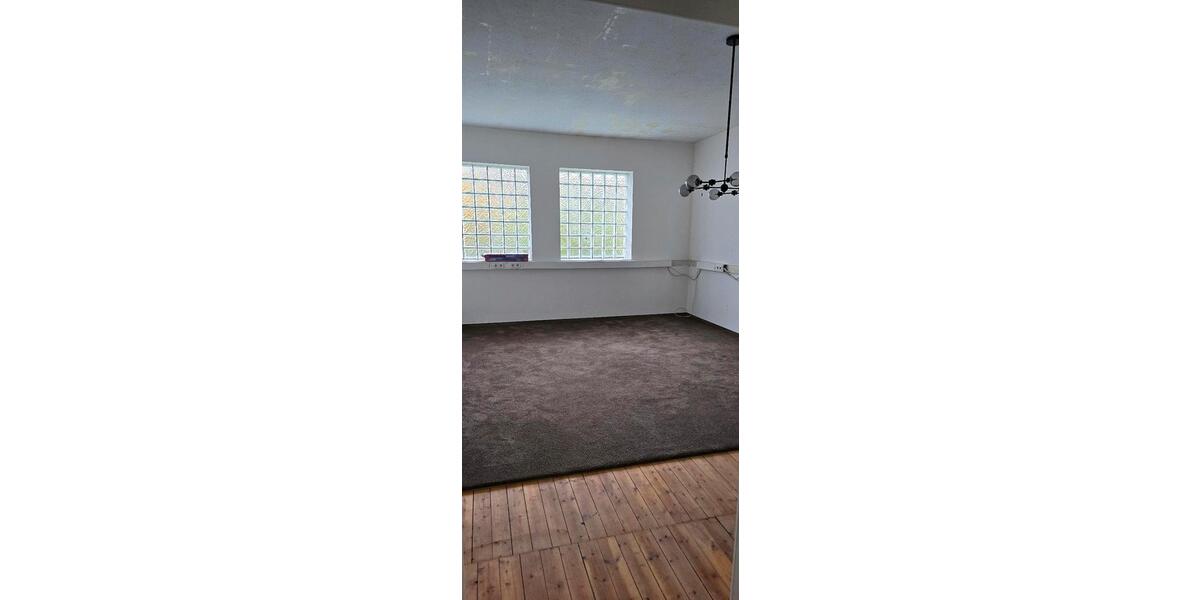 Gewerbeobjekt Ludwigsburg - 1.590&euro; | Angebot:25211106