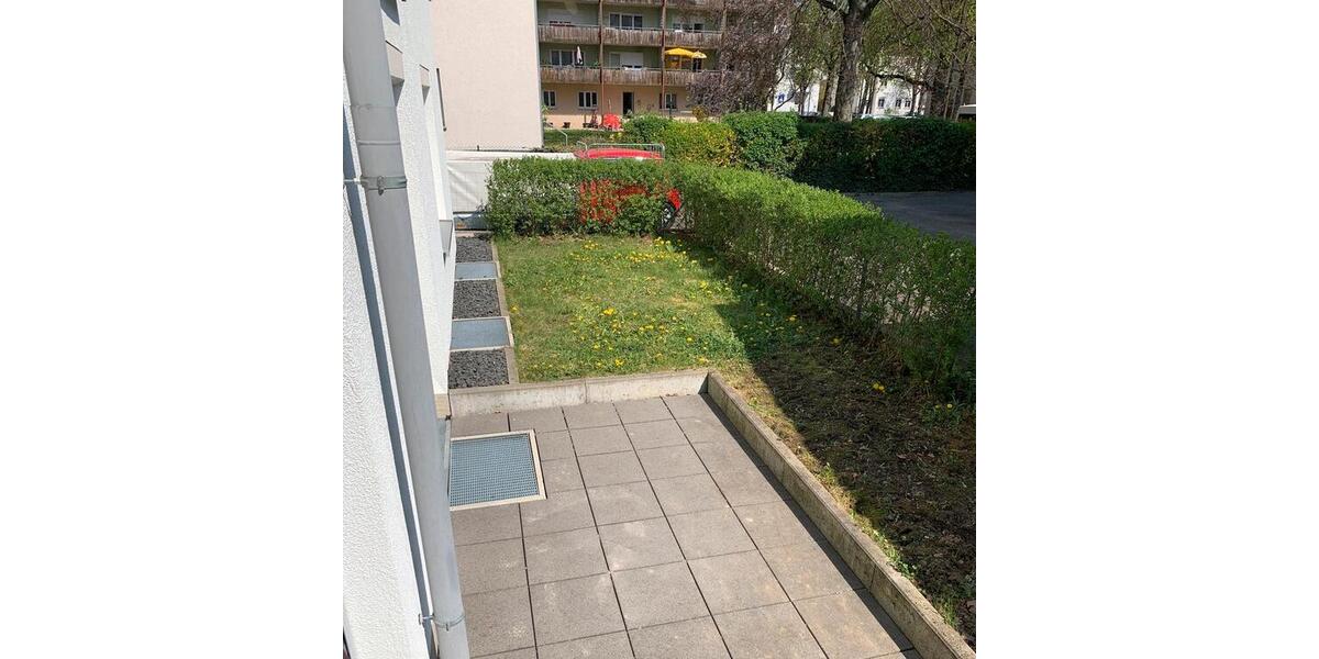 Erdgeschoßwohnung Esslingen am Neckar - 4 Zimmer, 92 m&sup2;, 630.000&euro; | Angebot:26042041