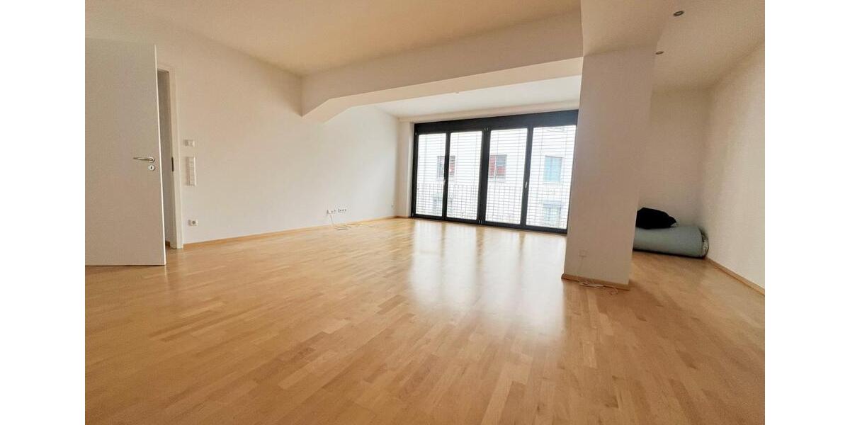 Loft - Studio - Atelier Stuttgart Fasanenhof-Ost - 3 Zimmer, 126 m&sup2;, 2.000&euro; | Angebot:23538088