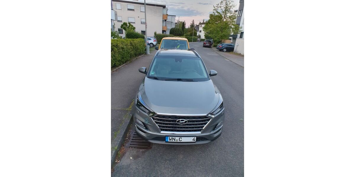 Hyundai TUCSON 52.000 km 19.900 &euro; Waiblingen 71334