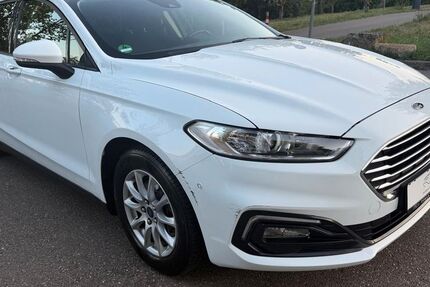Ford Mondeo 144.000 km 9.999 &euro; Stuttgart 70469