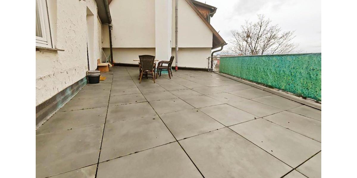 Etagenwohnung Leonberg - 3 Zimmer, 75 m&sup2;, 1.450&euro; | Angebot:25642675