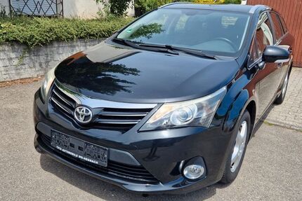 Toyota Avensis 127.000 km 9.950 &euro; Waiblingen OT Hegnach 71334