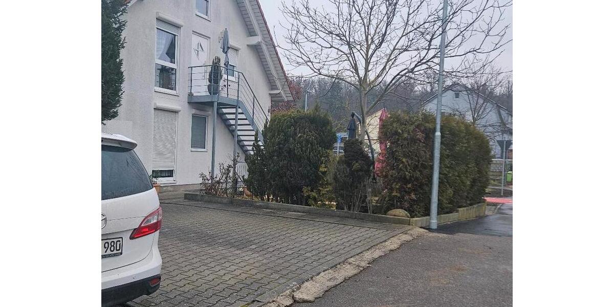 Etagenwohnung Hemmingen - 4.5 Zimmer, 115 m&sup2;, 1.450&euro; | Angebot:24638364