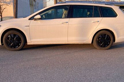 VW Golf 111.800 km 10.400 &euro; Marbach 71672