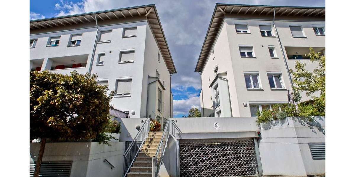 Etagenwohnung Plochingen Lettenäcker - 4.5 Zimmer, 124 m&sup2;, 1.312&euro; | Angebot:25376426