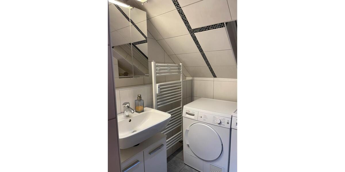 Dachgeschoßwohnung Rutesheim - 2.5 Zimmer, 58 m&sup2;, 1.150&euro; | Angebot:26679246