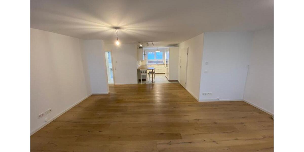 Erdgeschoßwohnung Weissach - 4.5 Zimmer, 112 m&sup2;, 1.560&euro; | Angebot:25363593