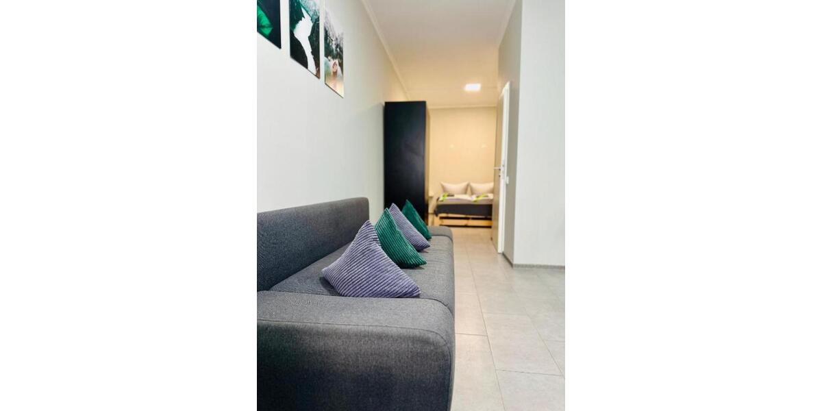 Etagenwohnung Freiberg am Neckar - 1 Zimmer, 24 m&sup2;, 700&euro; | Angebot:25305291