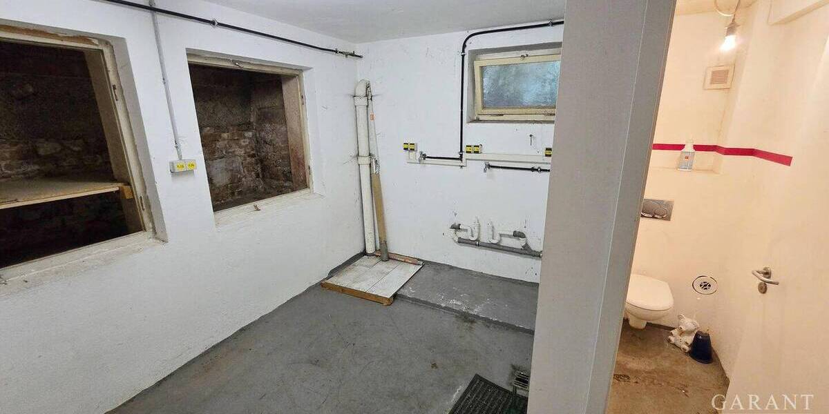 Mehrfamilienhaus, Wohnhaus Stuttgart Rohracker - 7 Zimmer, 198 m&sup2;, 1.000.000&euro; | Angebot:26686981