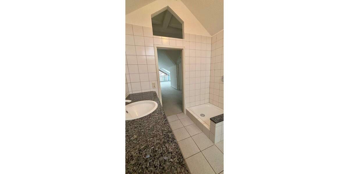 Etagenwohnung Abstatt - 3 Zimmer, 75 m&sup2;, 299.000&euro; | Angebot:25686007