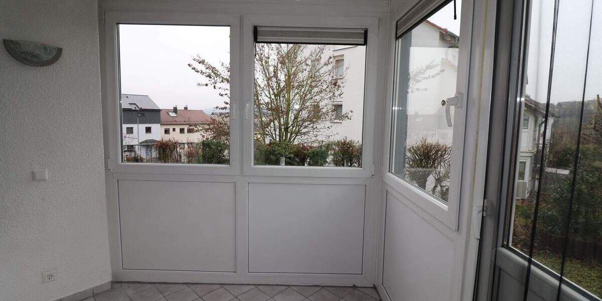 Etagenwohnung Leonberg Höfingen - 2 Zimmer, 52 m&sup2;, 209.000&euro; | Angebot:25669703