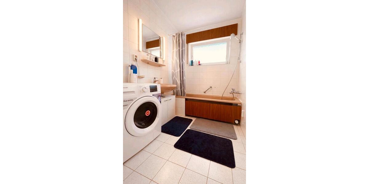 Hochparterre Böblingen - 3 Zimmer, 94 m&sup2;, 1.150&euro; | Angebot:25319665