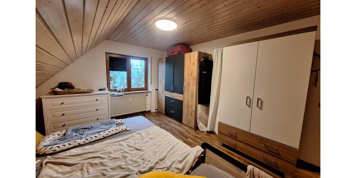 Dachgeschoßwohnung Sulzbach an der Murr - 3.5 Zimmer, 85 m&sup2;, 890&euro; | Angebot:24555172