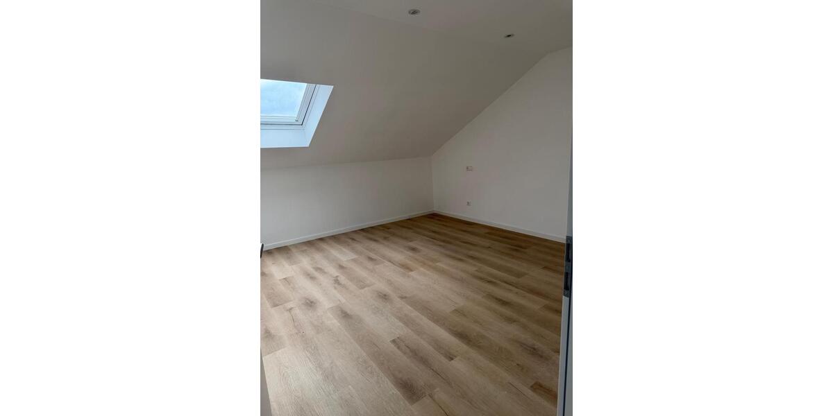 Erdgeschoßwohnung Denkendorf - 3 Zimmer, 85 m&sup2;, 1.200&euro; | Angebot:25973914