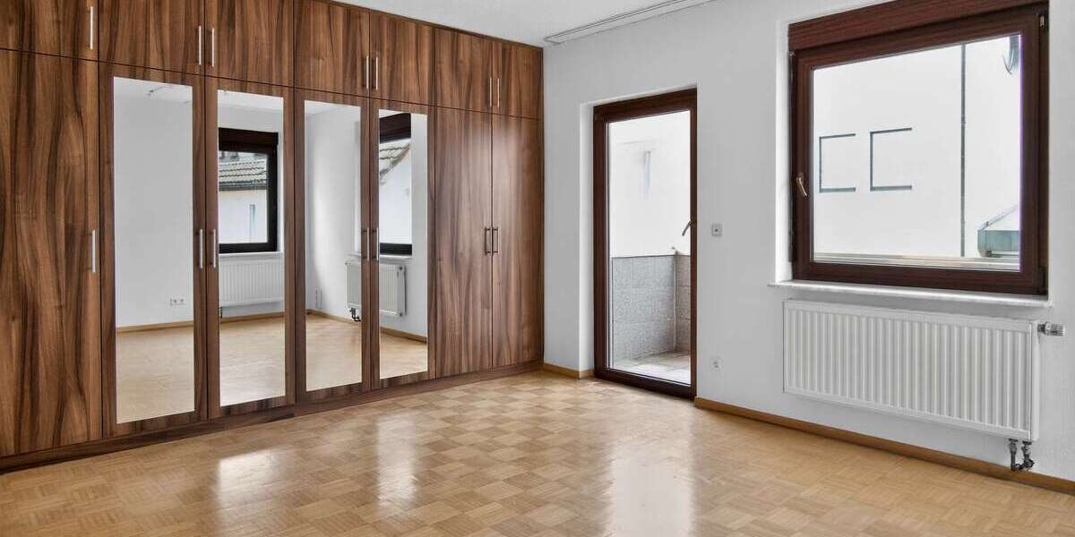 Mehrfamilienhaus in Stuttgart-Zuffenhausen - Mehrfamilienhaus, Wohnhaus Stuttgart Zuffenhausen | Angebot:25201617