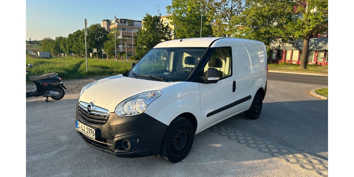 Opel Combo 41.810 km 9.300 &euro; Leinfelden-Echterdingen 70771