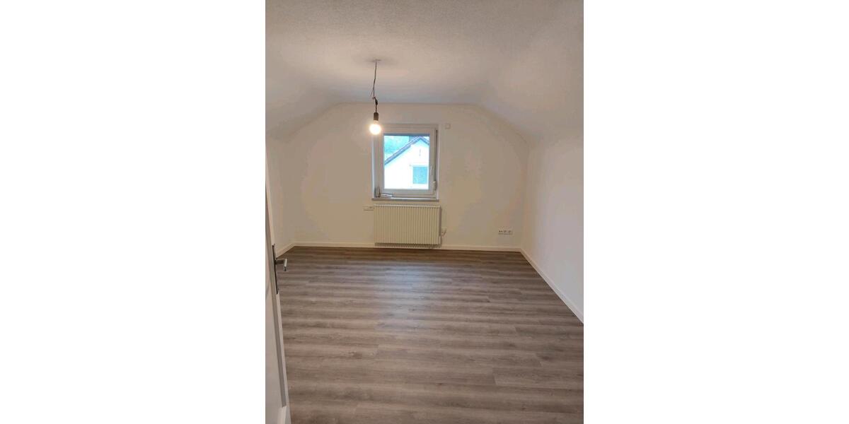 Etagenwohnung Lorch - 4 Zimmer, 72 m&sup2;, 760&euro; | Angebot:26654938