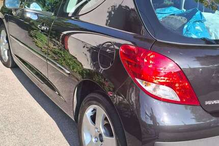Peugeot 207 142.100 km 3.199 &euro; Sachsenheim 74343