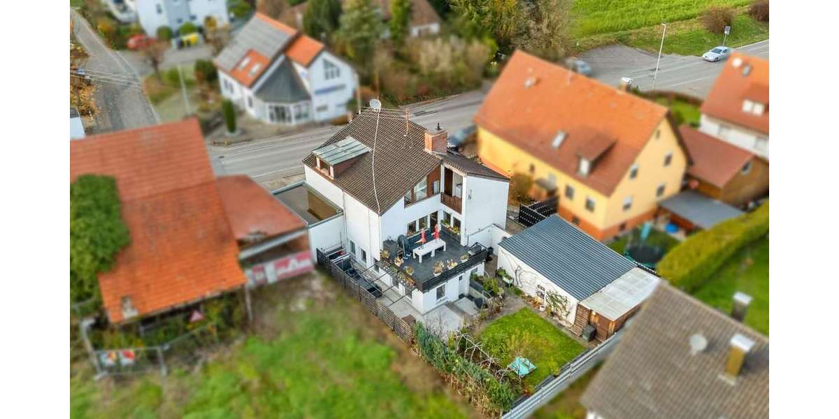 Einfamilienhaus Winnenden - 8 Zimmer, 230 m&sup2;, 599.000&euro; | Angebot:26091137