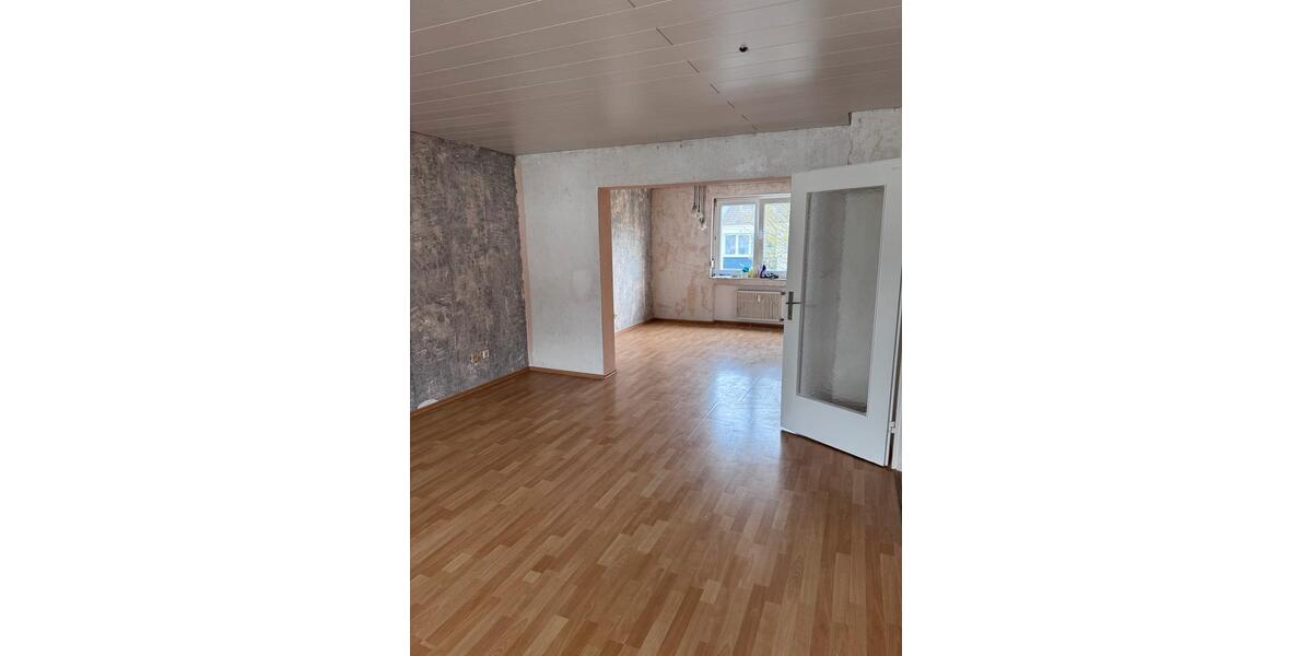 Etagenwohnung Murrhardt - 3.5 Zimmer, 86 m&sup2;, 190.000&euro; | Angebot:25858195