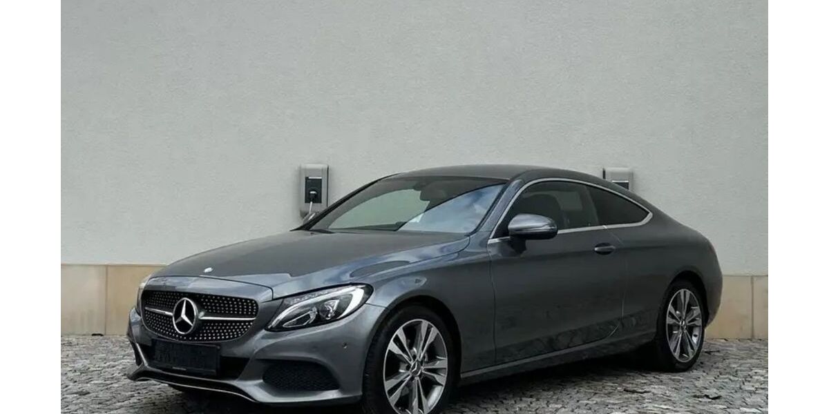 Mercedes-Benz C 180 140.000 km 15.500 &euro; Stuttgart 70579