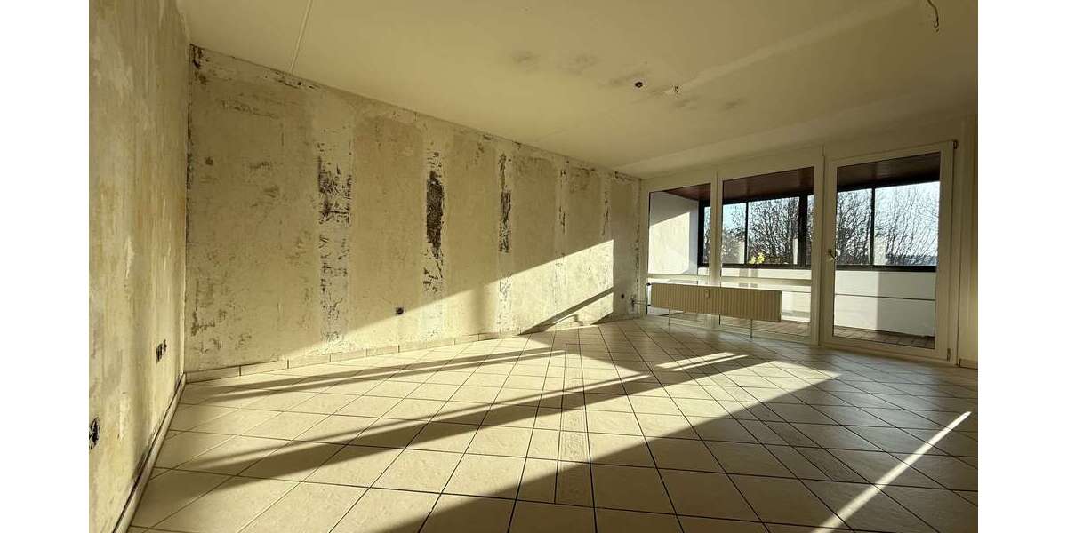 Etagenwohnung Ludwigsburg Hoheneck - 4 Zimmer, 101 m&sup2;, 349.000&euro; | Angebot:25860794