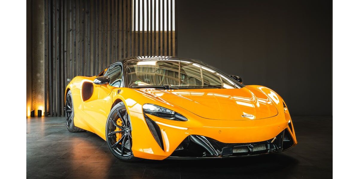 McLaren Artura 9.990 km 285.000 &euro; Remseck 71686