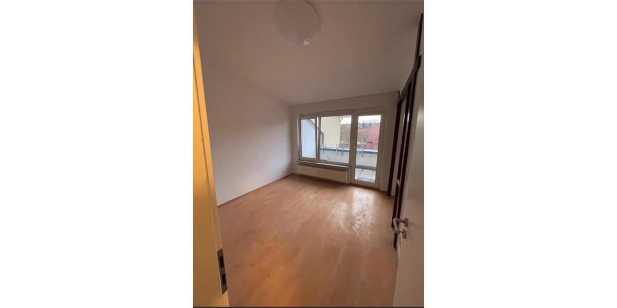 Etagenwohnung Stuttgart Stuttgart-Ost - 1 Zimmer, 12 m&sup2;, 550&euro; | Angebot:25236150
