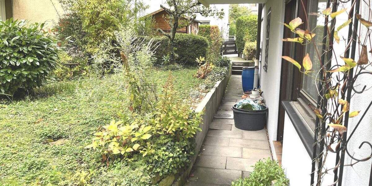 Etagenwohnung Stuttgart Zuffenhausen - 4 Zimmer, 98 m&sup2;, 450.000&euro; | Angebot:25662729