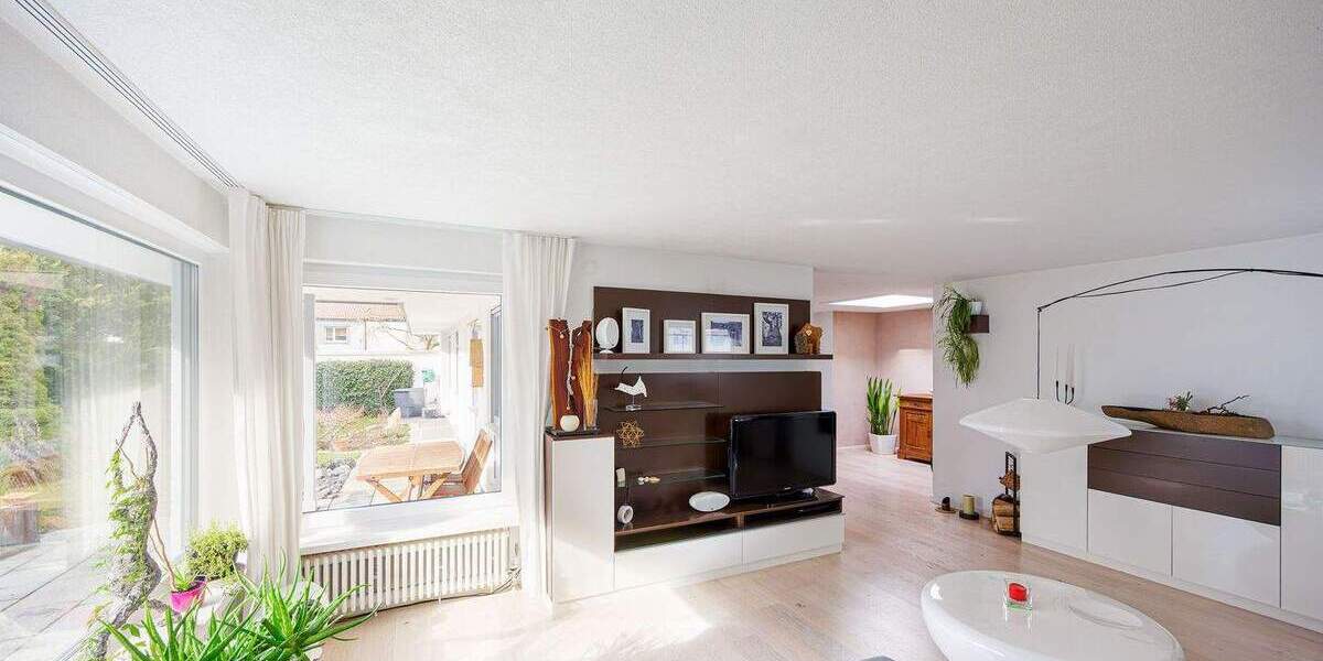 Bungalow Kornwestheim - 4 Zimmer, 113 m&sup2;, 649.000&euro; | Angebot:25742420