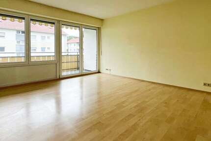 Wohnung Schorndorf - 3 Zimmer, 65 m&sup2;, 185.000&euro; | Angebot:23070435