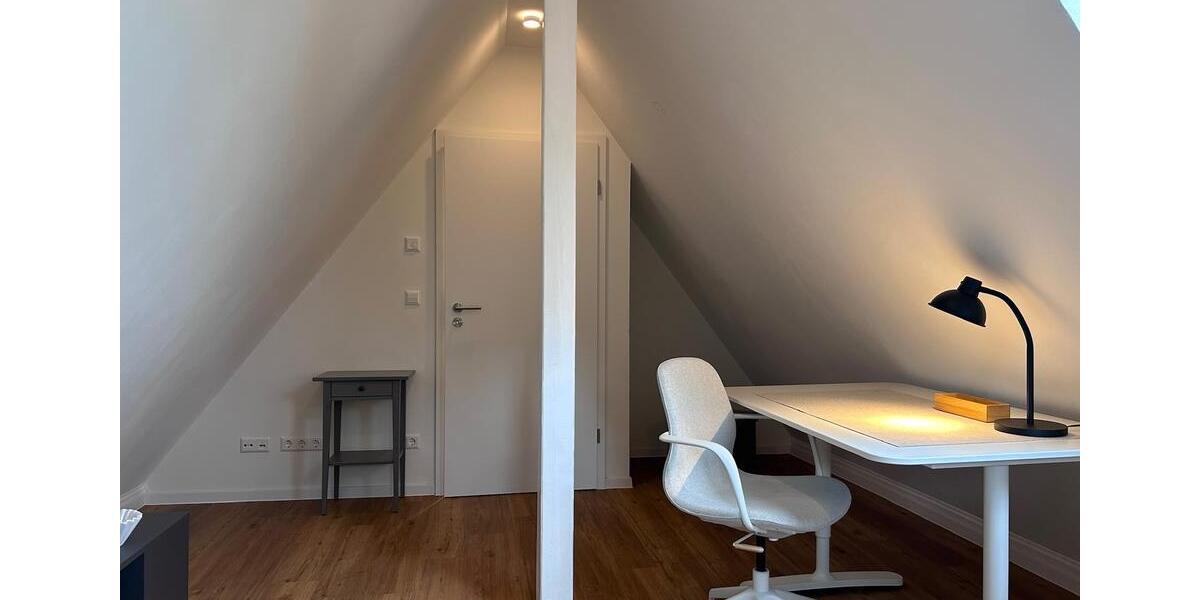 Dachgeschoßwohnung Stuttgart Stuttgart-Nord - 2 Zimmer, 46 m&sup2;, 1.290&euro; | Angebot:25917318