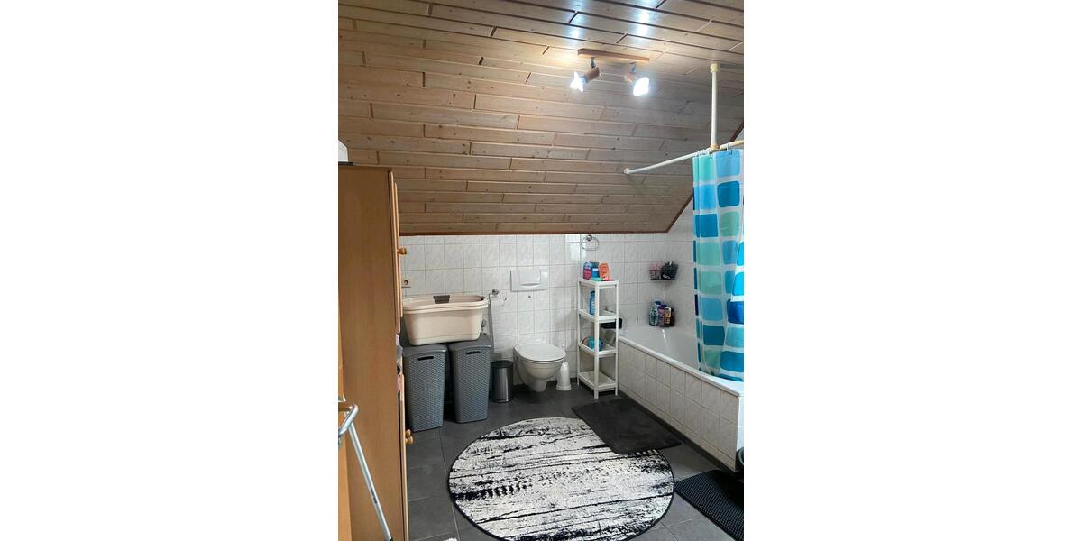 Etagenwohnung Hemmingen - 4.5 Zimmer, 115 m&sup2;, 1.450&euro; | Angebot:24638364