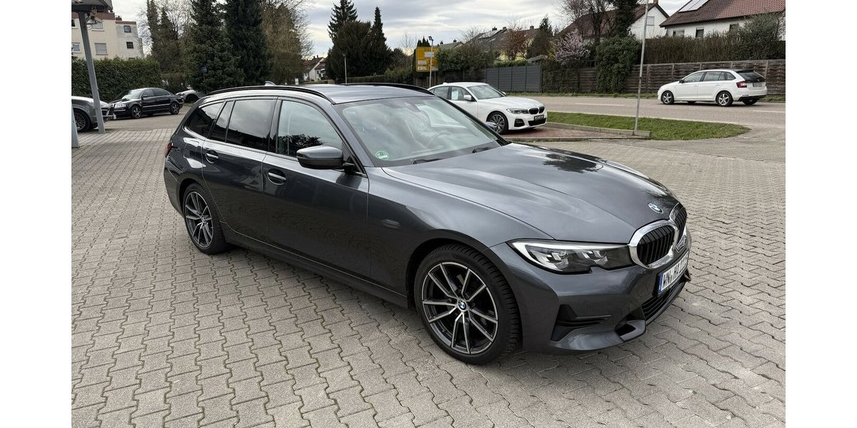 BMW 320D Touring XDrive Sport Line Leder 111.000 km 24.850 &euro; Schorndorf 73614