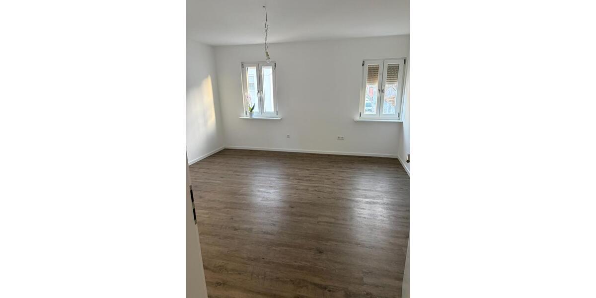 Etagenwohnung Stuttgart Zuffenhausen - 3 Zimmer, 73 m&sup2;, 1.300&euro; | Angebot:25965673