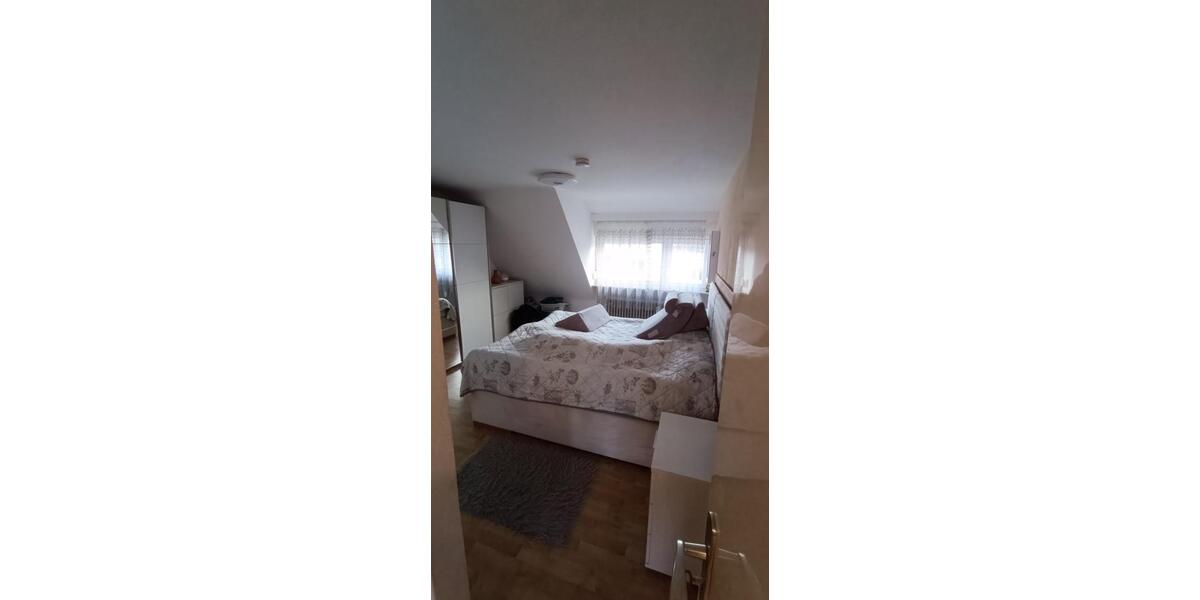 Dachgeschoßwohnung Stuttgart Stuttgart-West - 3 Zimmer, 73 m&sup2;, 1.080&euro; | Angebot:25634575