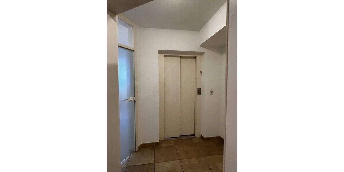 Etagenwohnung Kirchheim-Teck Kirchheim - 4 Zimmer, 103 m&sup2;, 370.000&euro; | Angebot:25984613