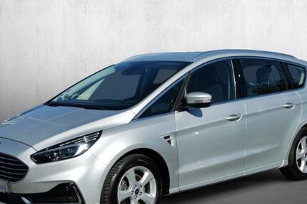 Ford S-Max 66.394 km 19.990 &euro; Ludwigsburg 71636