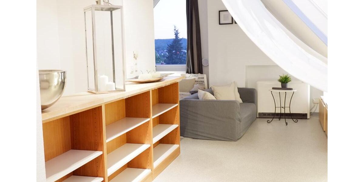 Dachgeschoßwohnung Stuttgart Neuwirtshaus - 1.5 Zimmer, 42 m&sup2;, 810&euro; | Angebot:25942973