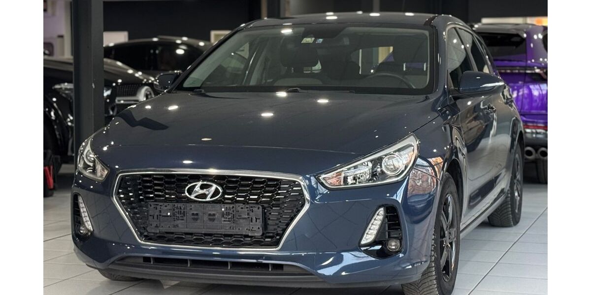 Hyundai i30 125.000 km 8.490 &euro; Weil im Schönbuch 71093