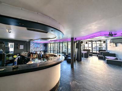 WER IM GLASHOUSE SITZT, SOLLTE LAUTER DREHEN - Gewerbeobjekt Leonberg | Angebot:27233866