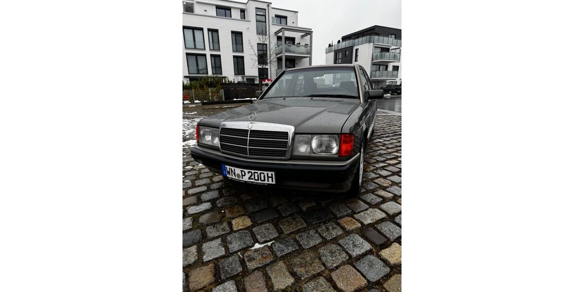 Mercedes-Benz 190 188.159 km 13.990 &euro; Winnenden 71364