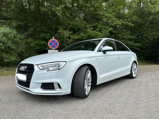 Audi A3 90.000 km 17.000 &euro; Stuttgart 70176